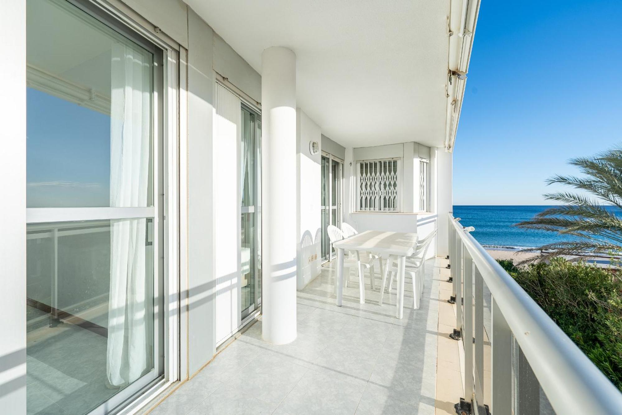Hauzify I Apartaments Blue Riviera ميامي بلاتجا المظهر الخارجي الصورة